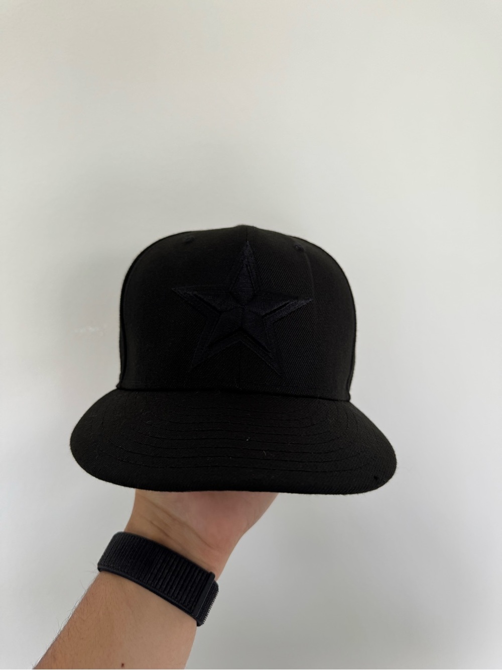 Dallas Cowboys Black Star Embroidered Snapback Hat - Men Accessories